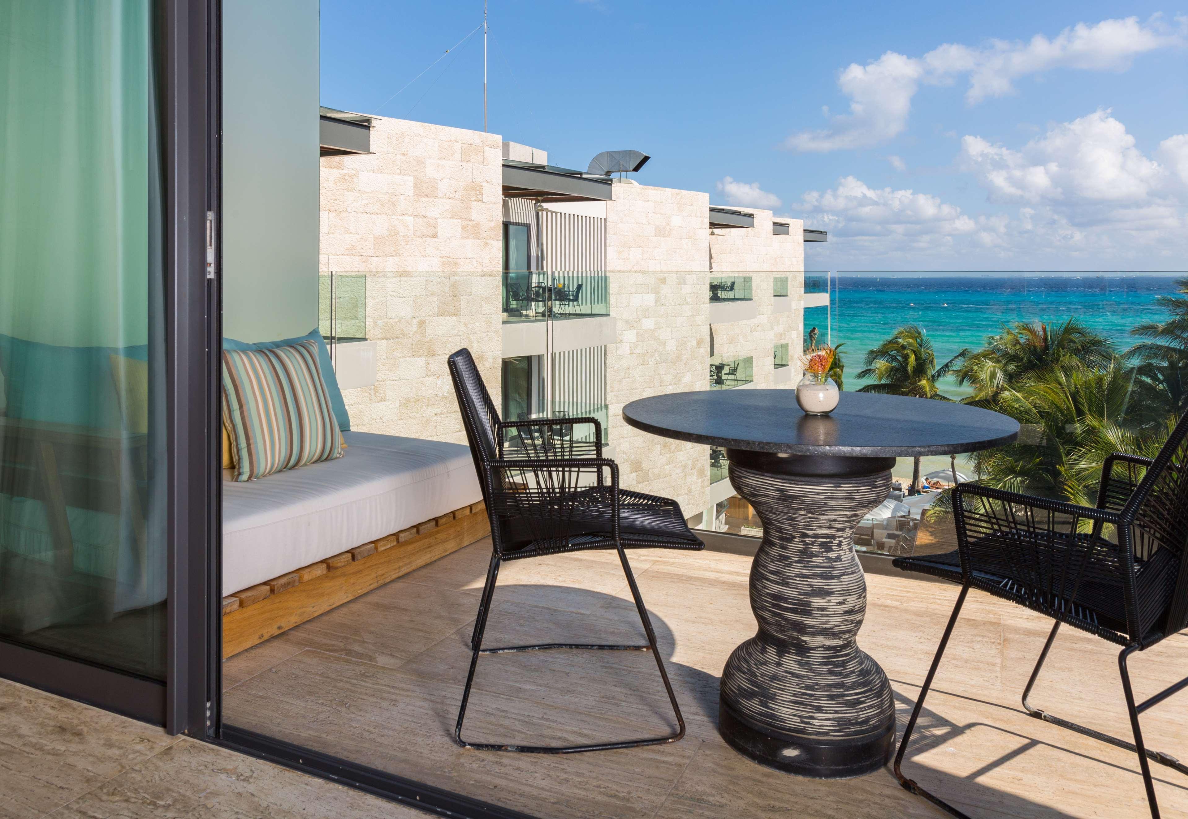 Thompson Playa Del Carmen Beach House, By Hyatt Bagian luar foto